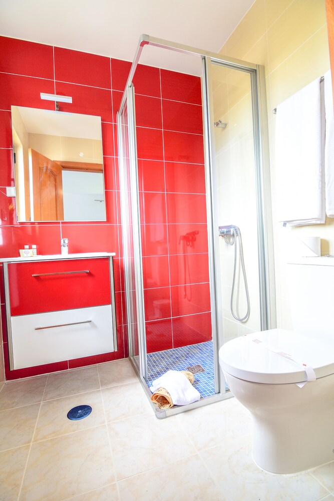 Premium Studio - Bathroom