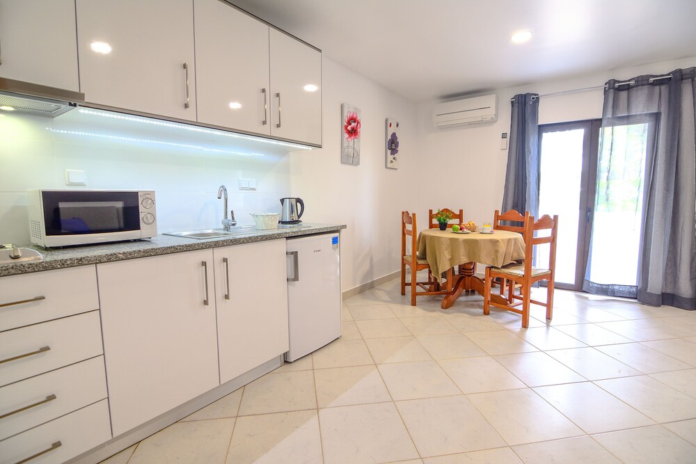 Deluxe Apartment, 1 Bedroom - In-Room Kitchen