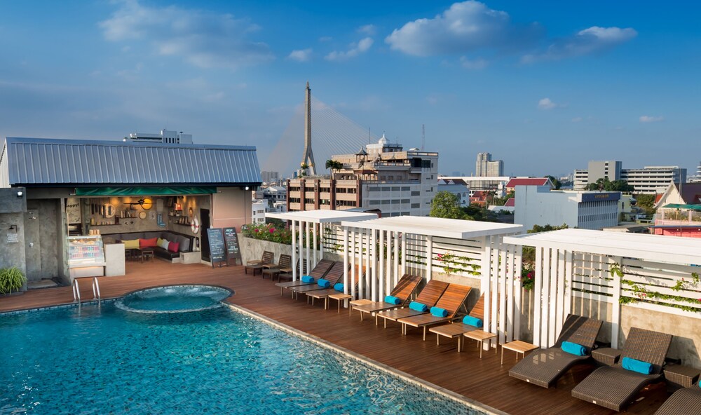 Rooftop Pool