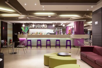 Hotel Lounge