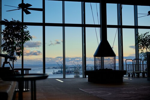 Oriental Hotel