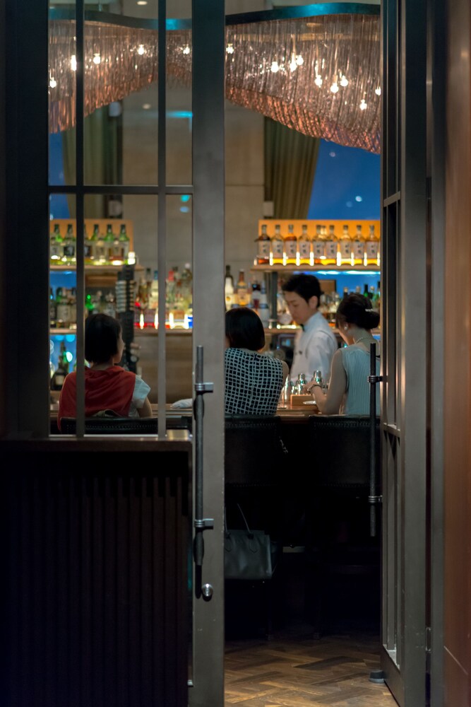Hotel Bar