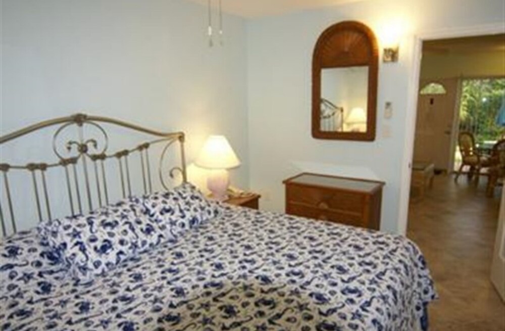 Room, Private Bathroom (Room 107) - Guestroom
