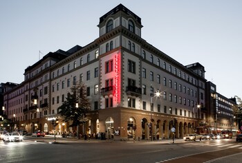 Hotel Front - Evening/Night