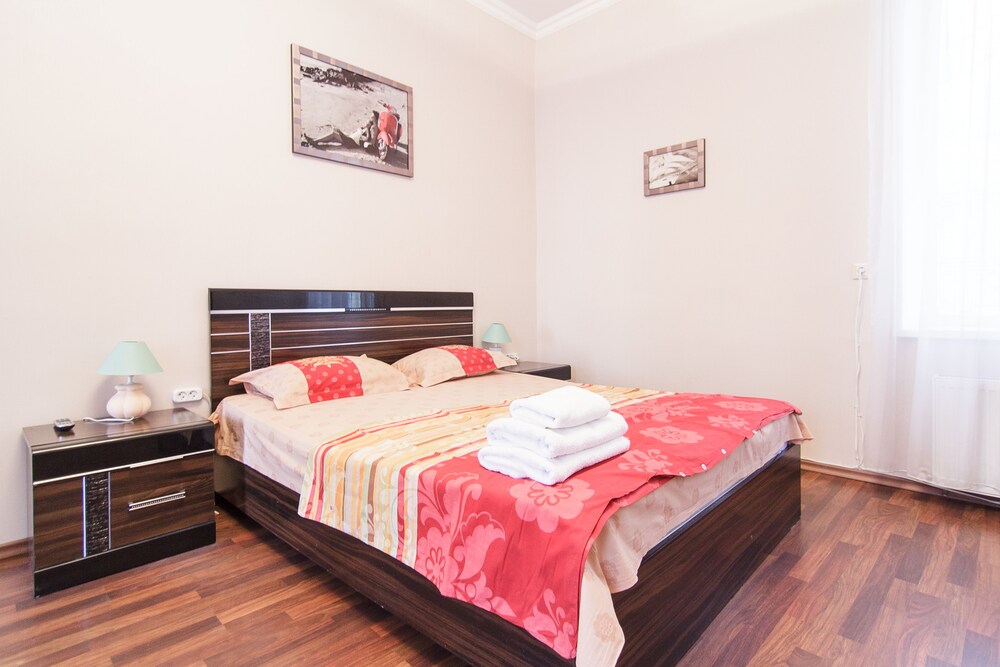 Standard Apartment, 2 Bedrooms, Kitchen - Featured Image