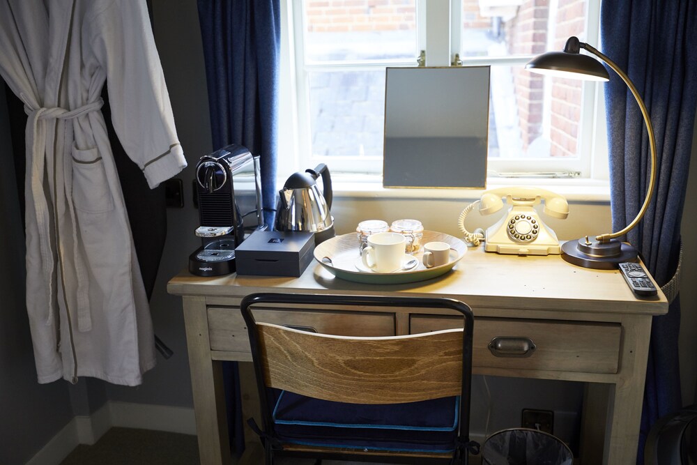 In-Room Business Center