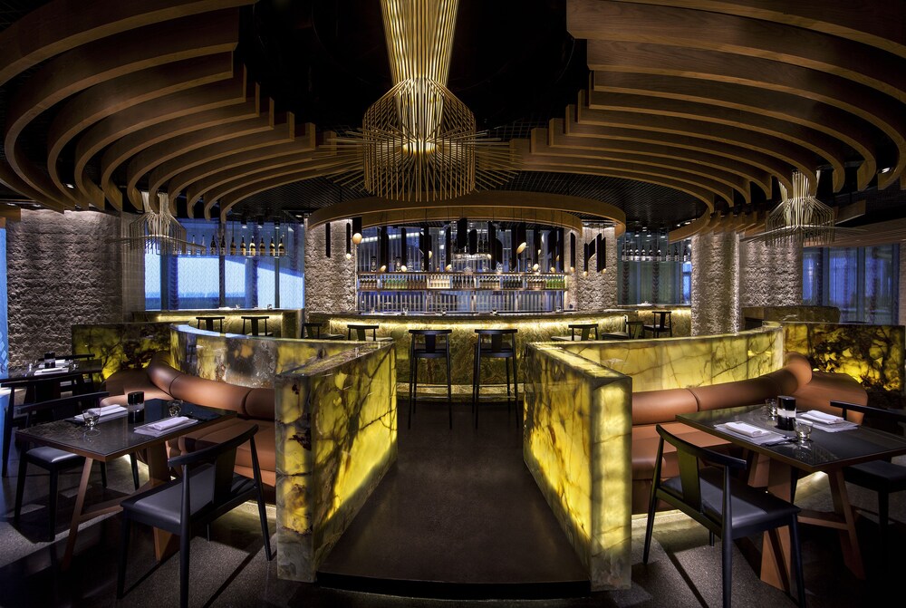 Hotel Lounge