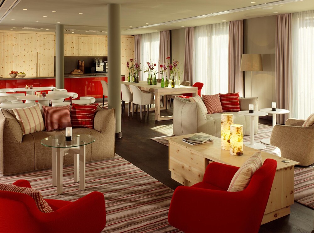 Lobby-Lounge