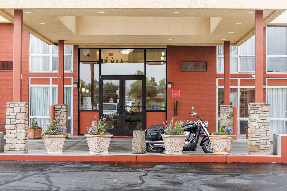 Hotel Front