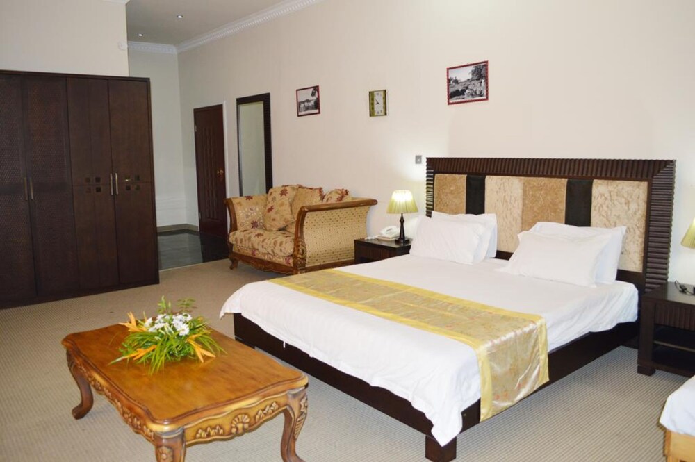 Guestroom