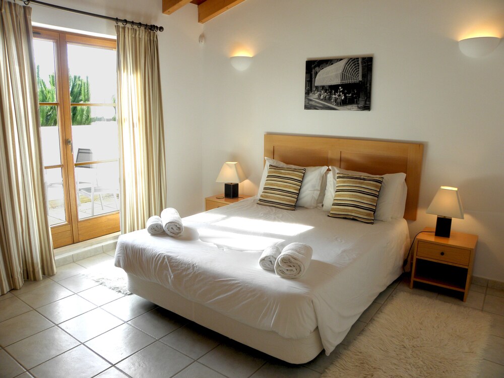 Three Bedroom Villa Standard up to 6 persons - Guestroom