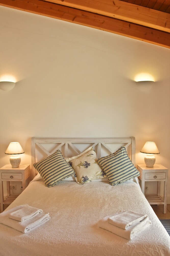 Three Bedroom Villa Standard up to 6 persons - Guestroom