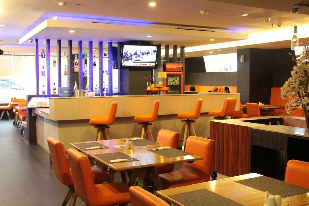 Hotel Lounge