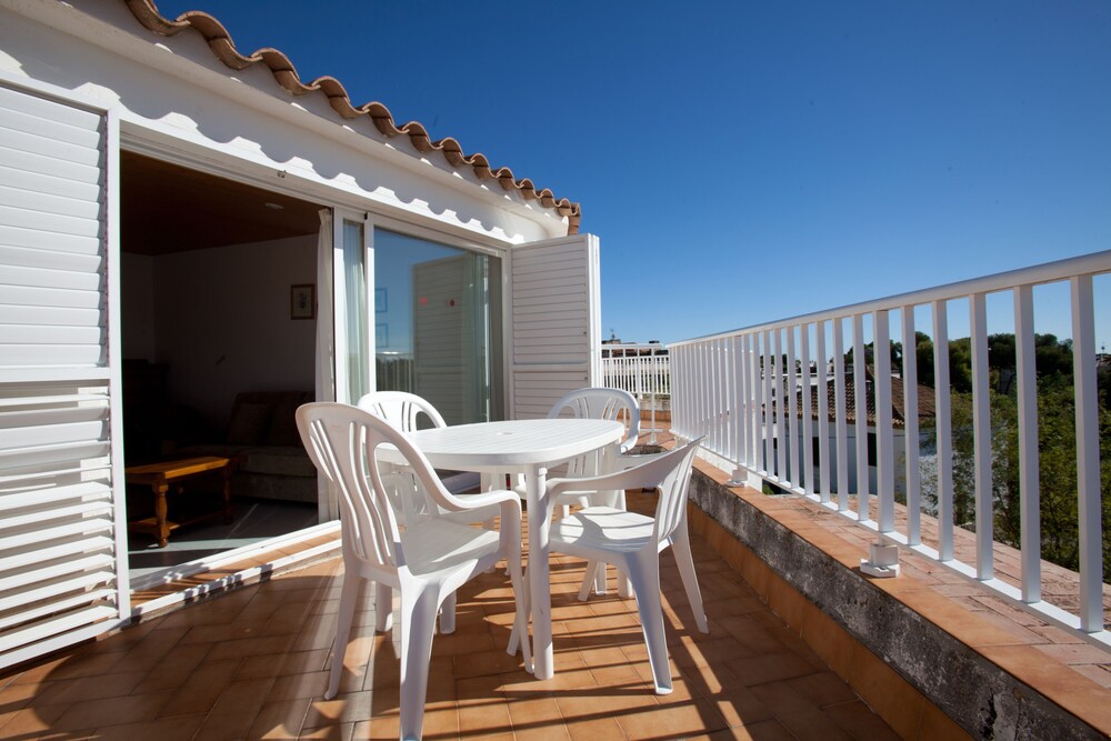 Apartment, 1 Bedroom (4 people) - Balcony