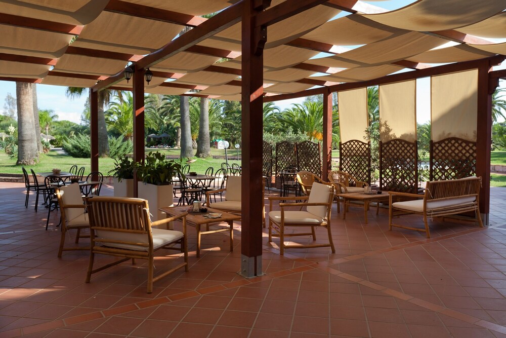 Hotel Bar
