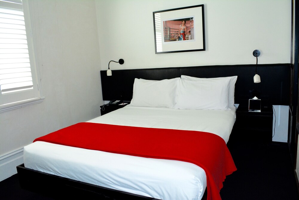 Guestroom