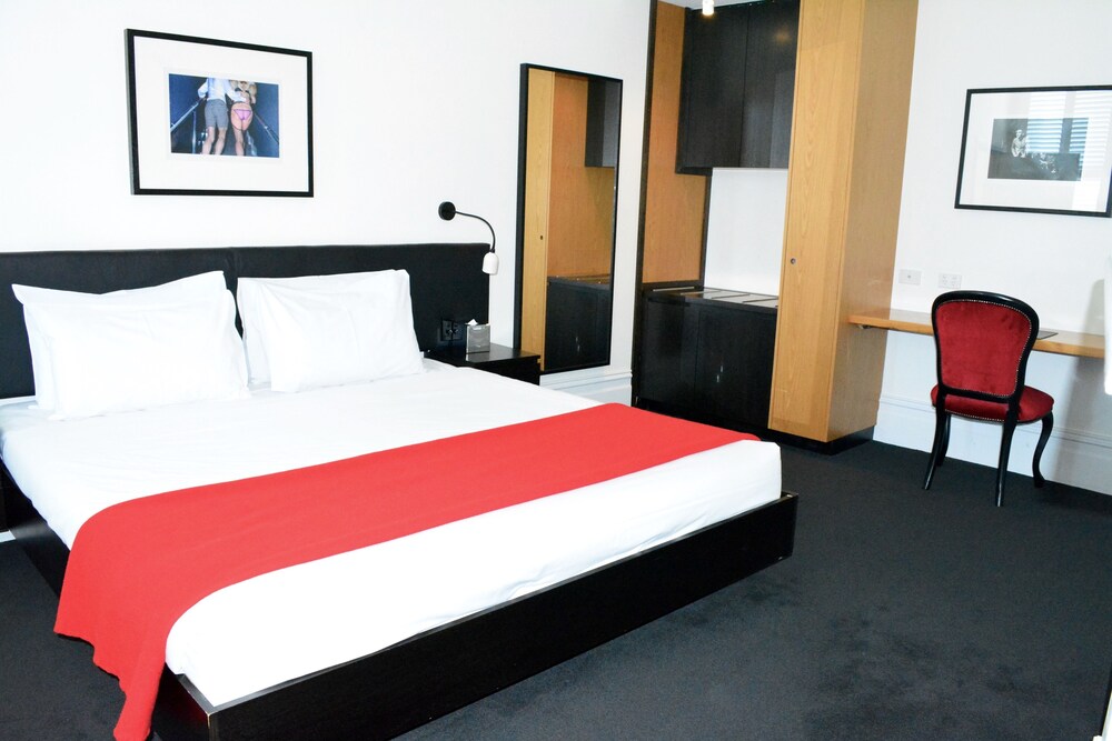Guestroom