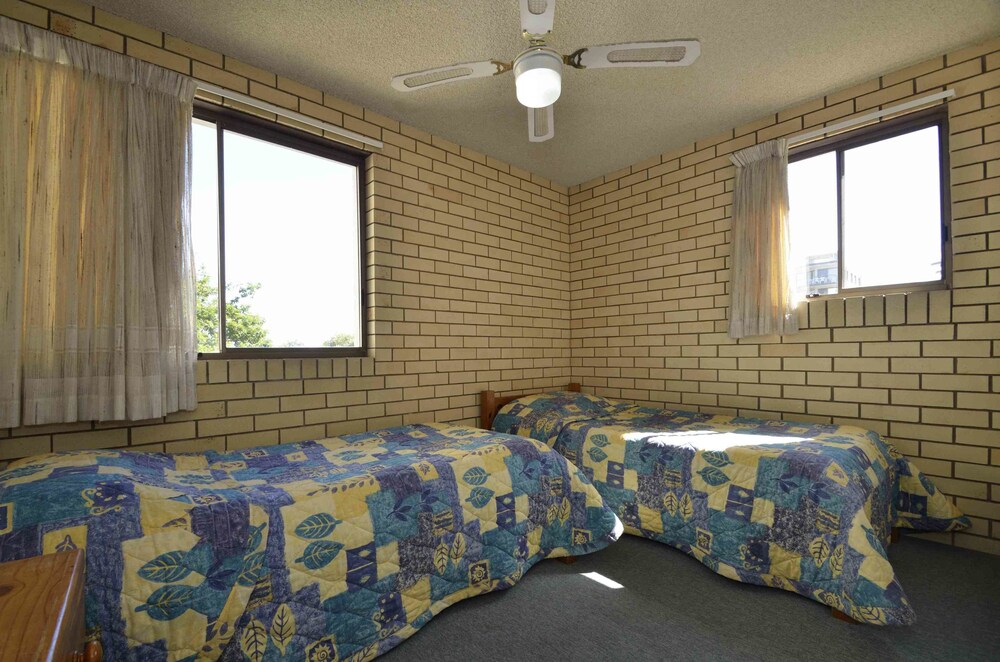 Basic Apartment, 2 Bedrooms - Guestroom