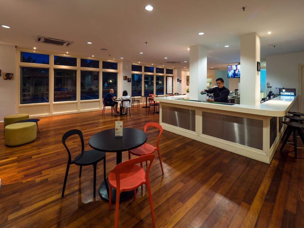 Sports Bar