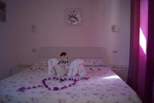 Studio - Guestroom