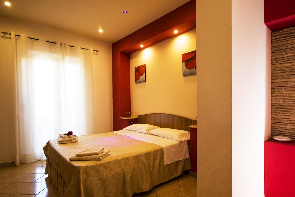 Superior Apartment, 2 Bedrooms - Guestroom