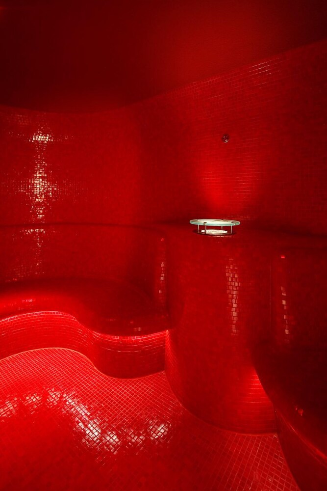 Steam Room