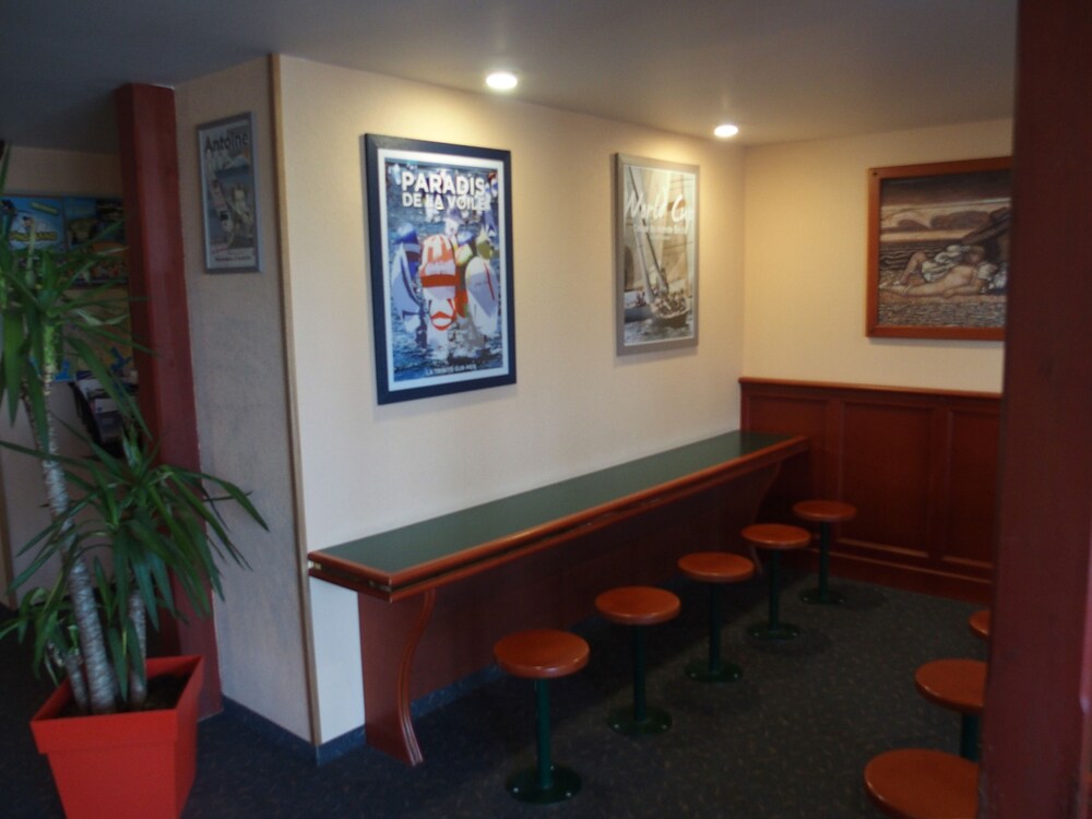 Hall