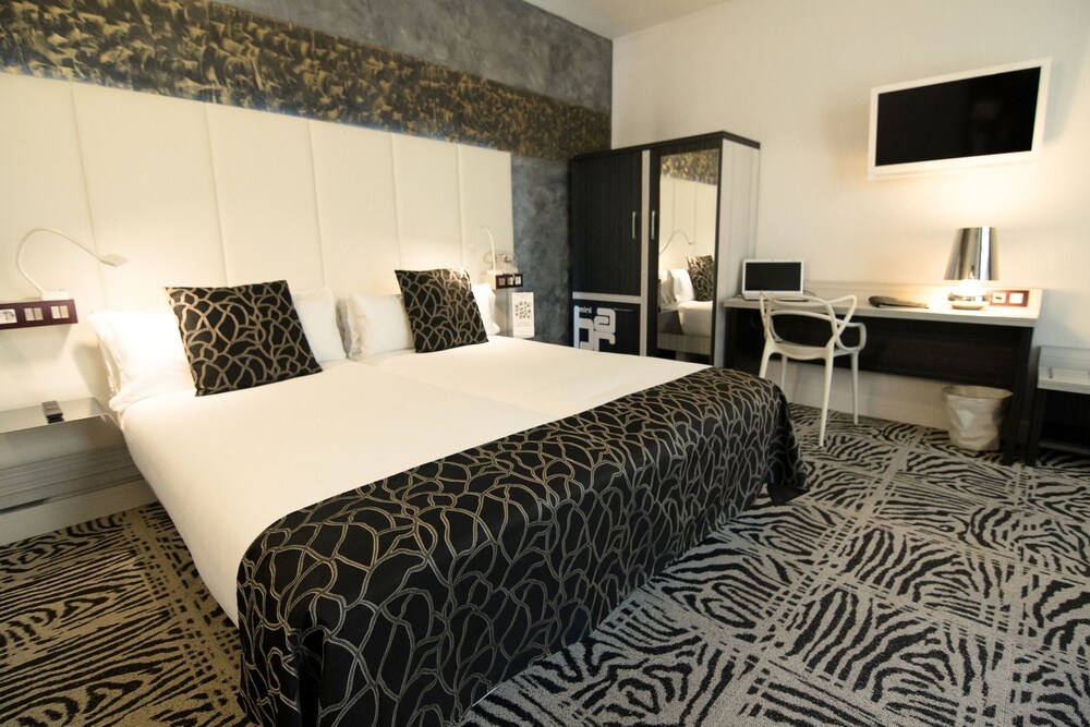 Guestroom