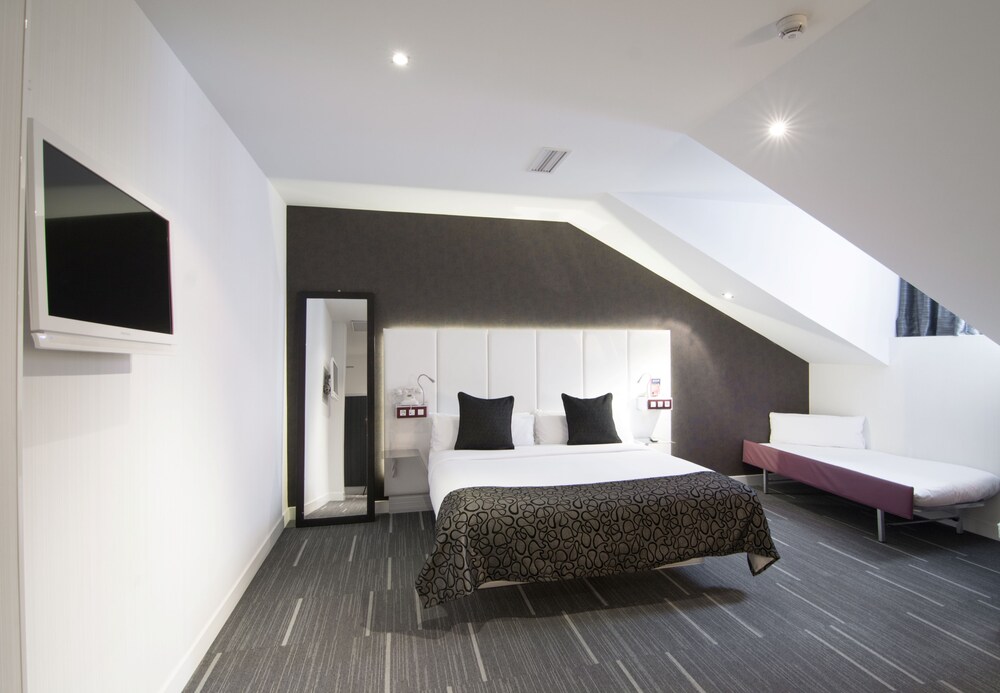 Guestroom