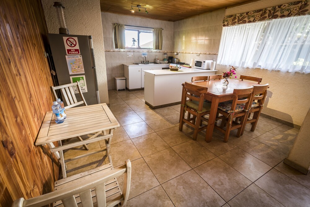 Cabin (Quadruple) - In-Room Dining