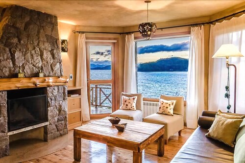Suite, Jetted Tub, Lake View - Guestroom