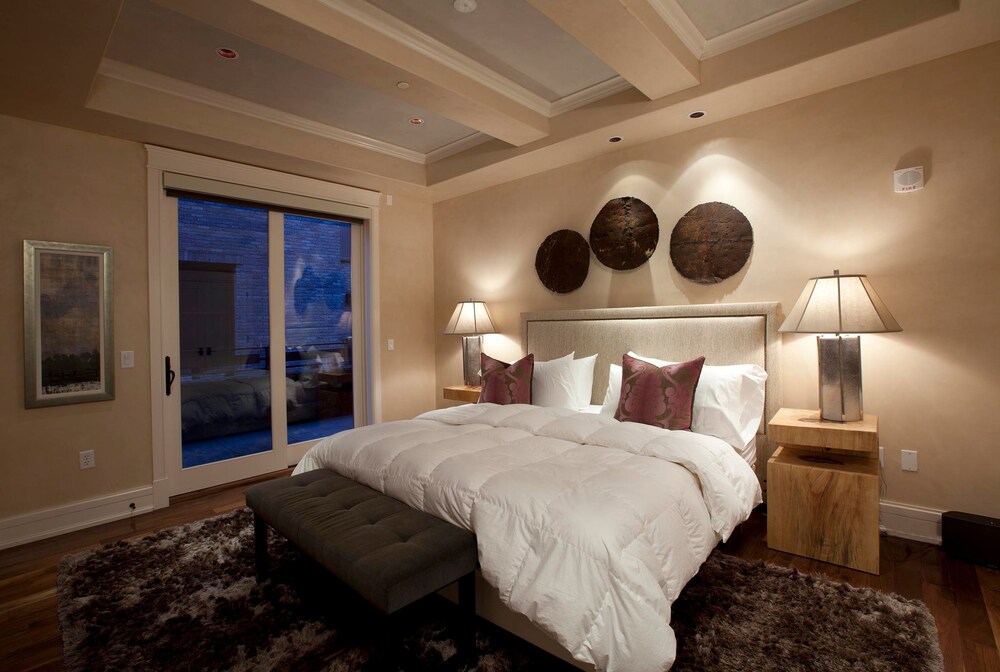 Room, 3 Bedrooms (Auberge Residence (W202)) - Guestroom