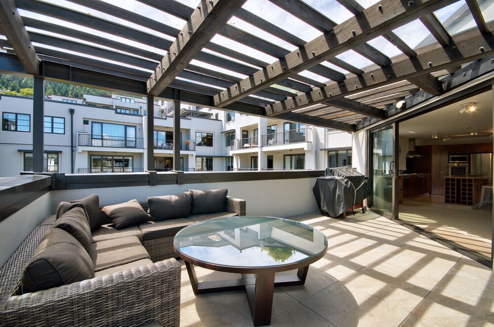 Walter Peak - Terrace/Patio