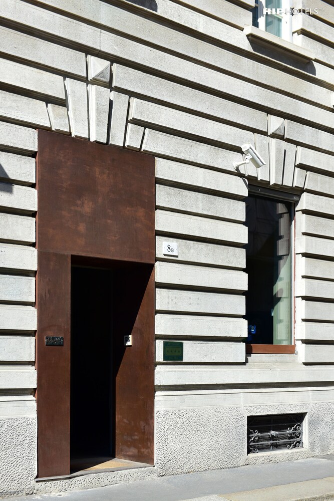 Hotel Front