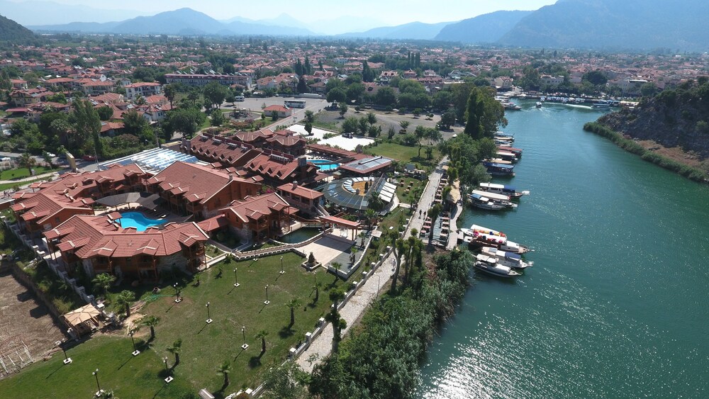 Lake View
