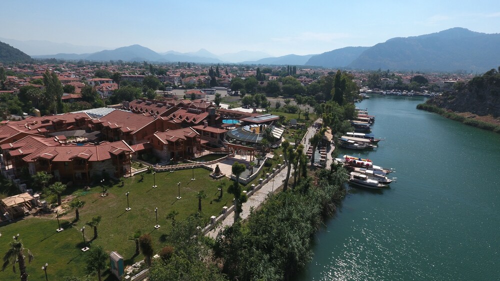 Lake View
