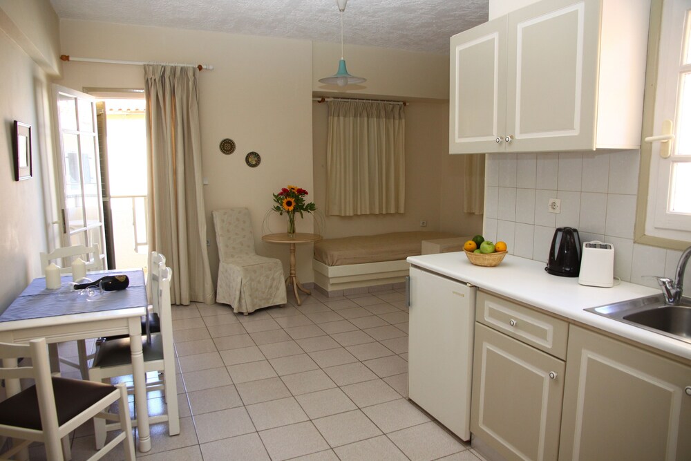 Apartment, 1 Bedroom - Guestroom