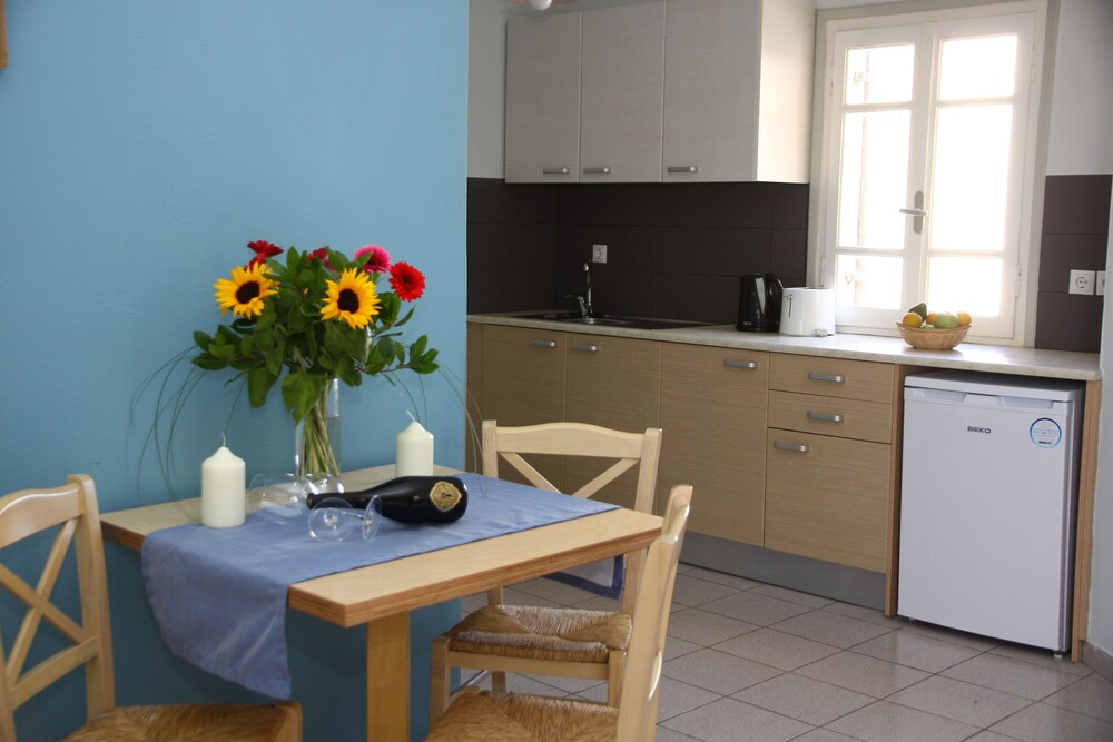Superior Apartment, 1 Bedroom, Partial Sea View - In-Room Kitchen
