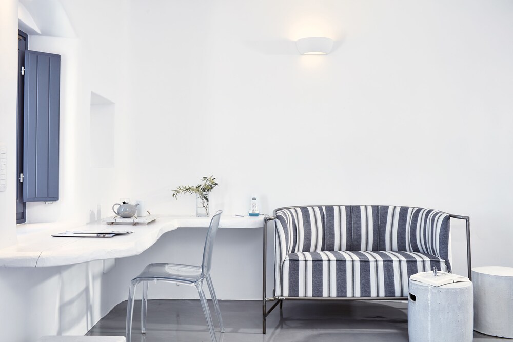 Double Room - Featured Image