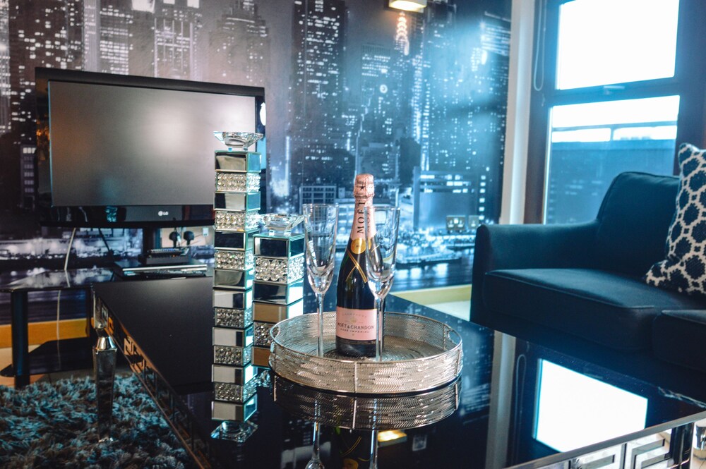 Penthouse - Living Area