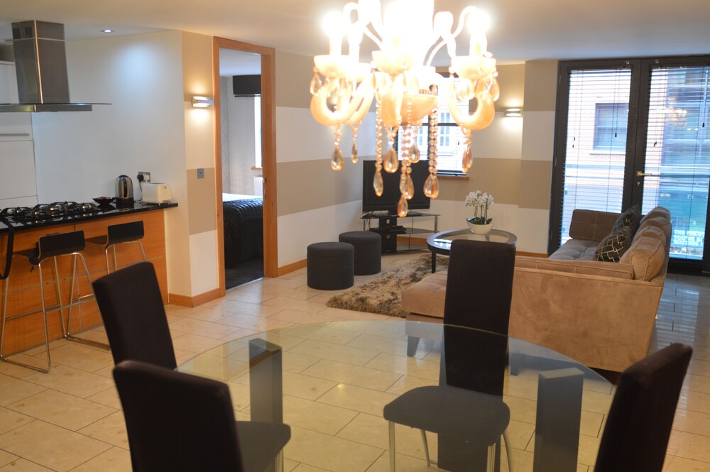Superior Apartment (Sleeps 4) - In-Room Dining