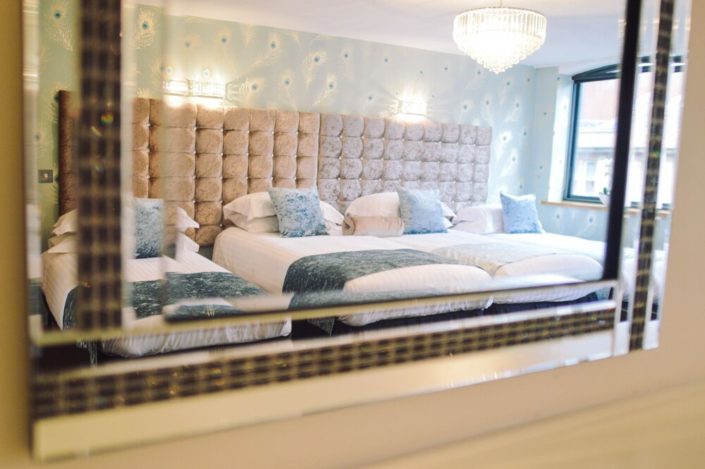 Superior Apartment (Sleeps 6) - Guestroom