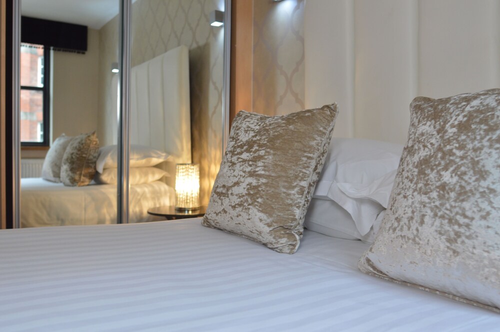 Standard Apartment - Guestroom
