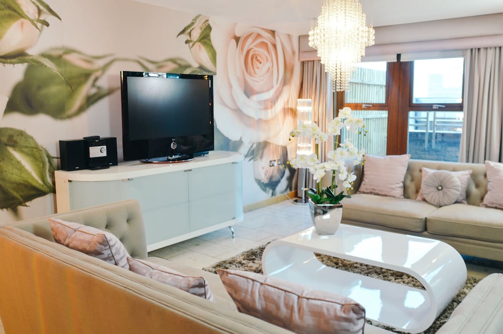 Executive Penthouse - Featured Image