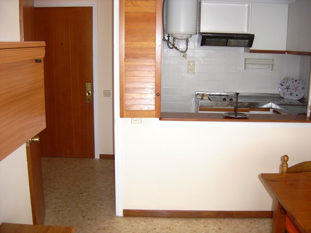 Standard Apartment, 2 Bedrooms, Pool View (Aloe 4-10) - In-Room Kitchen