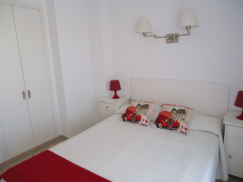 Superior Apartment, 1 Bedroom (4-L) - Guestroom