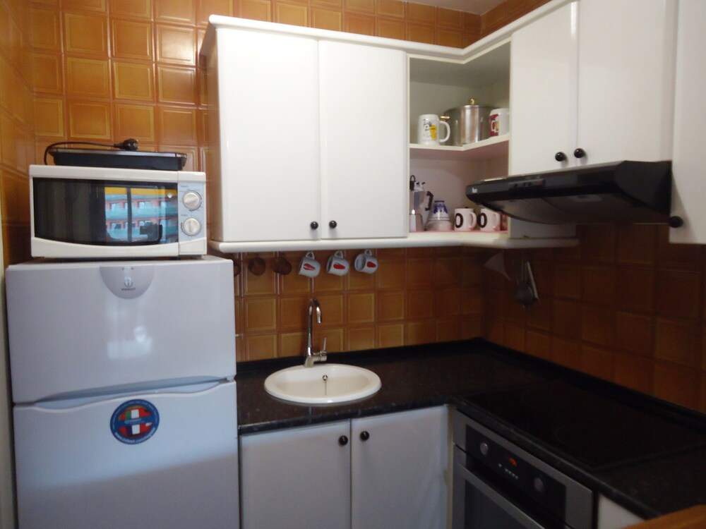 Family Apartment, 2 Bedrooms (Americas 4A) - In-Room Kitchen