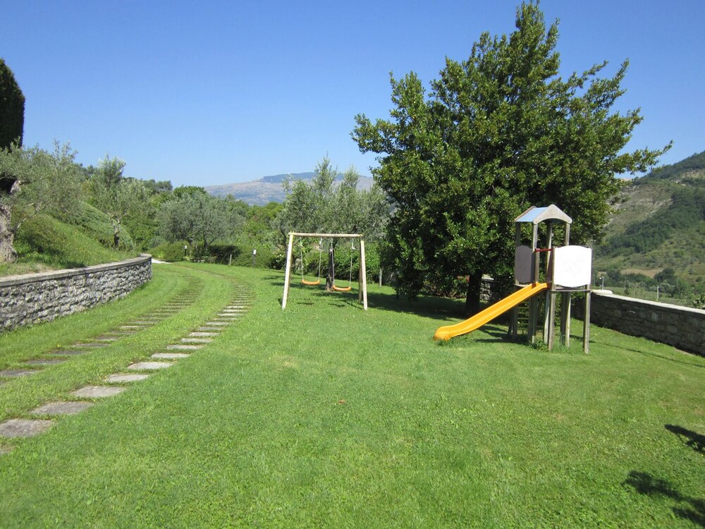 Childrens Play Area - Outdoor