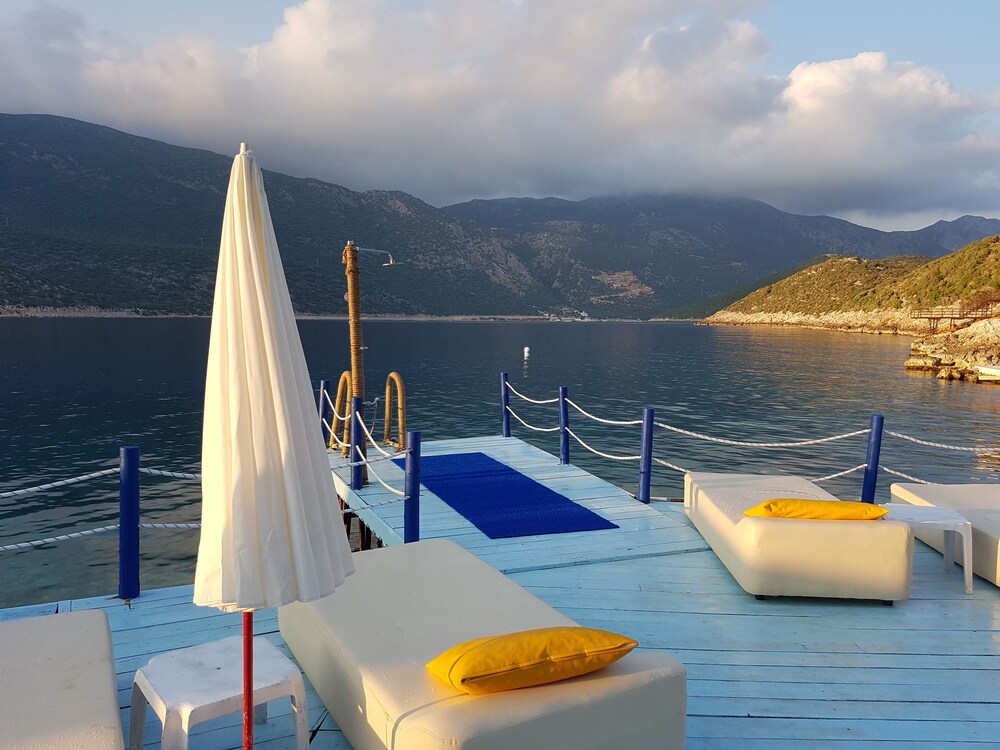 Sundeck