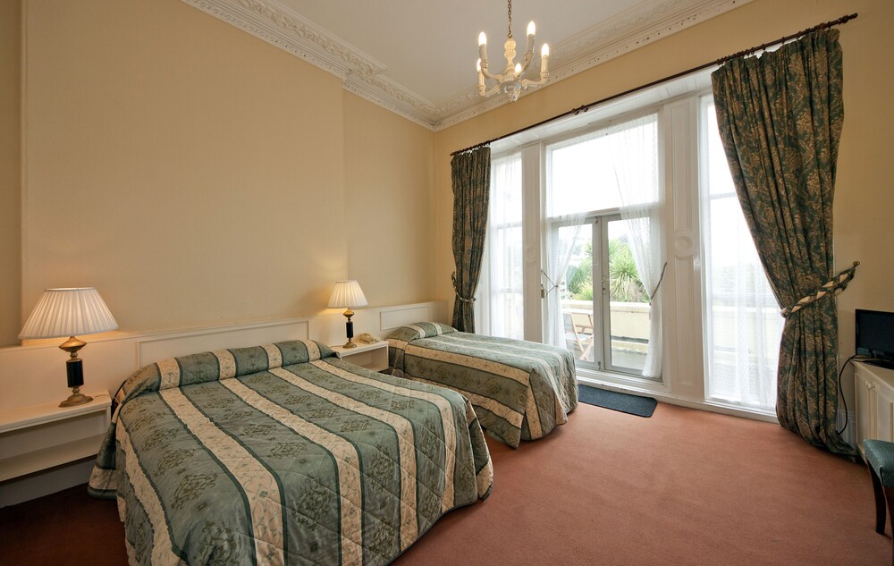 Guestroom